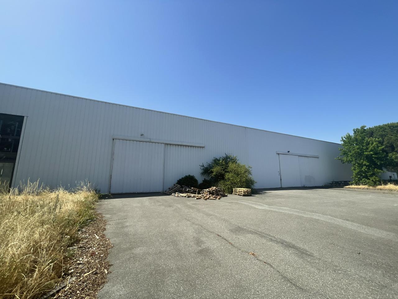 Local d'activité Portet-sur-Garonne 3360m² Location local d'activité Portet-sur-Garonne Haute-Garonne OLACT2531402 3